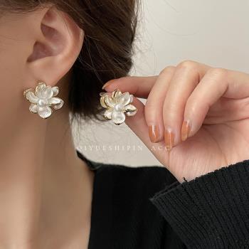 法式花朵耳釘高級感珍珠耳環女輕奢小眾設計感耳墜2024新款耳飾
