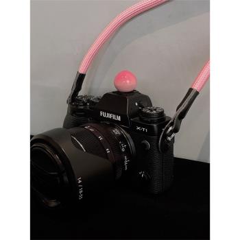 網紅款微單反數碼相機熱靴保護蓋小紅書同款粉色小桃子手腕帶背帶