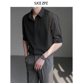 ZPZ韓版修身5五分短袖襯衫男裝夏季上衣潮流條紋半袖中袖免燙襯衣