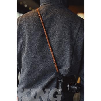 【King原創】相機背帶復古編織皮繩款 手工富士索尼徠卡通用
