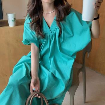 韓國chic夏季新款設計感小眾顯瘦茶歇法式褶皺v領泡泡袖連衣裙女
