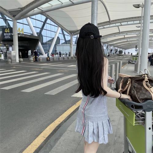 高克重TB學院風后背織帶條無袖連衣裙POLO翻領四條杠背心百褶裙女