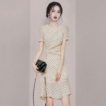 時尚高級感2023年新款夏季女裝法式設計真絲桑蠶絲波點v領連衣裙