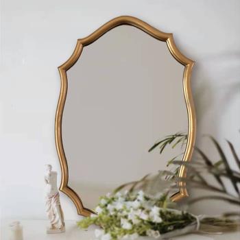 歐式簡約梳妝鏡美式浴室鏡臥室桌面貼墻化妝鏡復古掛鏡led裝飾鏡