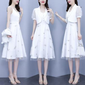 網紅爆款夏天白色修身刺繡裙子