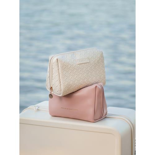 化妝包2024新款便攜式收納洗漱大容量化妝品迷你隨身旅行高端小包