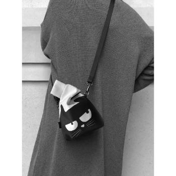 彌與包手腕袋背遛彎挽裝斜挎日式黑貓頭手包套結相機像小手袋女樂