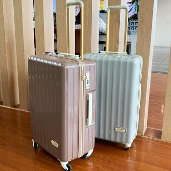 出口日本輕便萬向輪26寸行李箱
