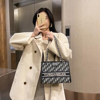 韓版時尚女包包2023新款潮流行百搭洋氣鏈條質感單肩大容量斜挎包