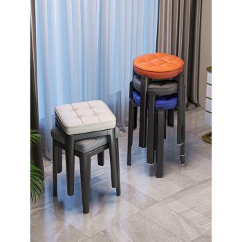 餐椅家用客廳網紅塑料餐桌椅子商用輕奢高級加厚方凳圓凳子可疊放