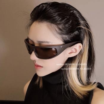 墨鏡女夏季y2k偏光賽博朋克風