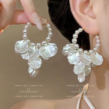 法式復古珍珠花瓣流蘇耳圈耳環女輕奢小眾高級感耳釘超仙氣質耳飾