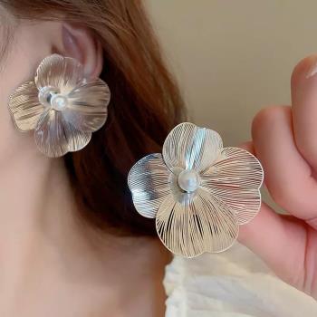 金屬風花朵珍珠s925銀針耳釘女甜美氣質優雅高級感大氣耳環耳飾潮