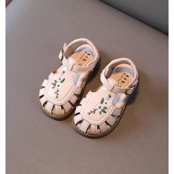 夏季兒童洋氣刺繡鏤空小女孩涼鞋