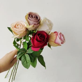 仿真玫瑰花 復古粉 紫灰色低飽和度 手捧配花 花藝造景 婚禮裝飾