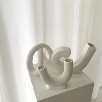 ins韓國民宿擺件裝飾家居軟裝酒店藝術陶瓷環形異形拍攝道具花瓶