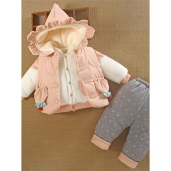 0一1歲女寶寶秋冬裝分體款6月3初生嬰兒服外出加厚棉衣三件套裝季