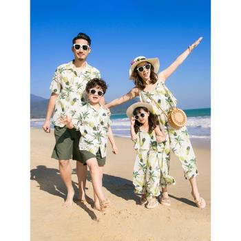 海邊度假親子裝2023新款夏裝潮一家三口四口母女母子沙灘襯衫套裝