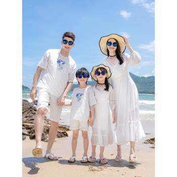 2023夏裝新款親子裝一家三口海邊度假母女裝沙灘裙白色仙女裙長裙