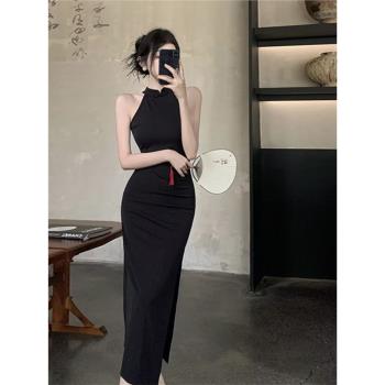 新中式國風黑色掛脖連衣裙女夏季年輕款改良旗袍性感修身開叉長裙