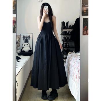 法式黑色吊帶連衣裙子女夏季2023年新款赫本風小黑裙收腰氣質長裙