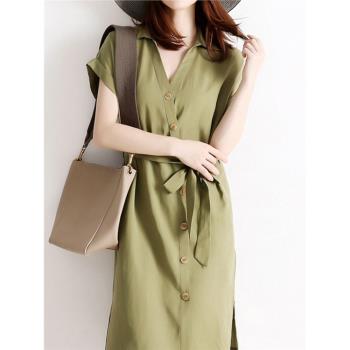 2023年夏裝新款輕奢高級綠色v領襯衫連衣裙收腰系帶設計感優雅范