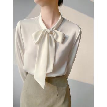 白色緞面襯衫女士設計感小眾職業通勤面試襯衣長袖蝴蝶結飄帶上衣