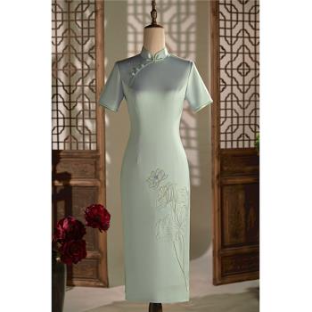 改良旗袍2024新款年輕喜婆婆婚宴裝平時可穿結婚禮服中年媽媽藍色