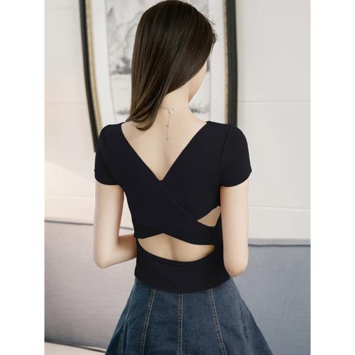 心機露背針織小衫女配裙子V領短款上衣2025年夏季甜辣露臍冰絲T恤