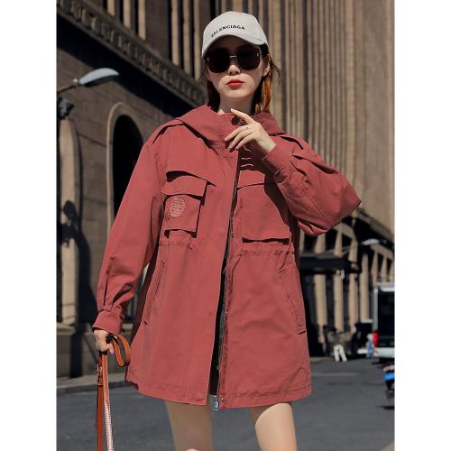 歐貨風衣外套女2024年春秋新款大碼高端氣質工裝刺繡連帽中長外套