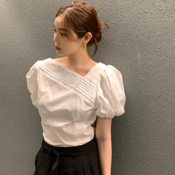 韓國chic夏日法式小眾設計感壓褶拼接氣質斜領泡泡袖襯衫洋氣上衣