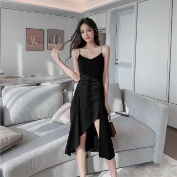 吊帶連衣裙女設計感小眾2023夏季新款高端精致性感氣質法式小黑裙
