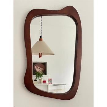 家用復古實木異形化妝鏡臥室創意梳妝臺鏡子原木掛墻ins風浴室鏡