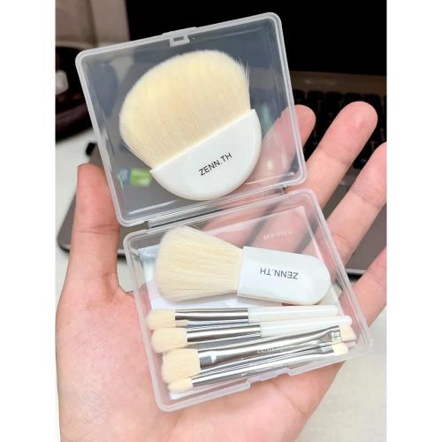 zenn迷你便攜化妝刷套裝眼部眼影高級感全套軟毛粉底刷女ZENN.TH
