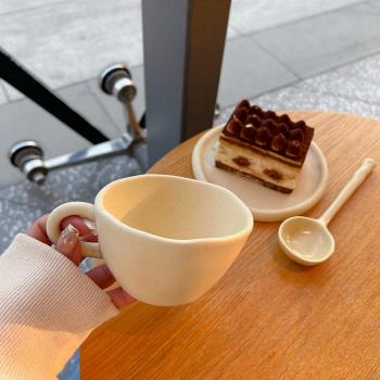 ins日式純色手作粗陶咖啡杯帶碟子簡約辦公室家用陶瓷杯拍攝道具