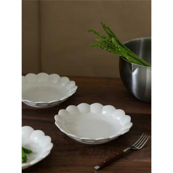 花開 外單白瓷餐盤 花朵陶瓷中餐盤深盤 湯盤 陶瓷 日式美食盤