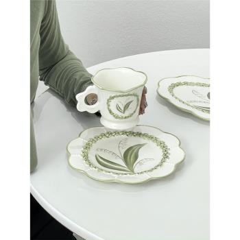 中古ins風浮雕陶瓷盤手繪鈴蘭盤高顏值精致下午茶碟咖啡杯橢圓盤