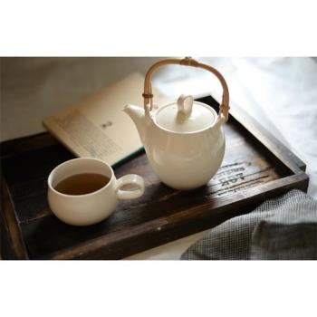 日本制Studio M白陶瓷提梁壺帶濾網沖泡茶壺咖啡紅茶果汁馬克杯