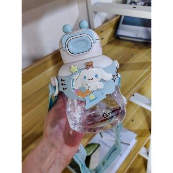 可愛卡通小朋友學生吸管密封背帶耐熱夏季水杯三麗鷗大肚塑料水壺