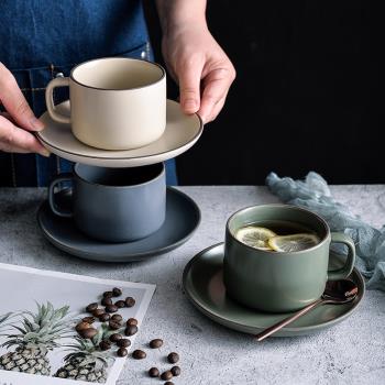 北歐陶瓷咖啡杯碟家用下午茶杯具套裝帶杯架小奢華精緻咖啡杯帶架