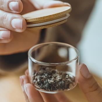 簡約迷你玻璃茶葉罐花茶密封罐竹木蓋收納玻璃罐家用旅行小罐