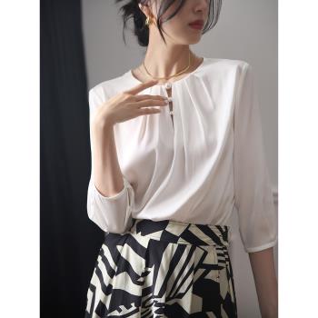 白色真絲桑蠶絲上衣女夏季設計感小眾圓領寬松高階氣質七分袖媽媽