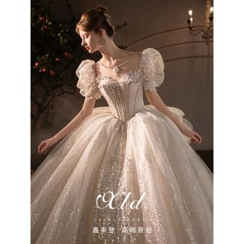 《Bella》婚紗2024新款新娘在逃公主復古風高級氣質拖尾重工主紗