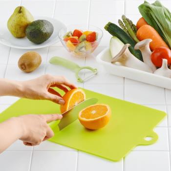 日本進口塑料軟菜板可彎曲砧板案板廚房用品食物分類健康抗菌菜板