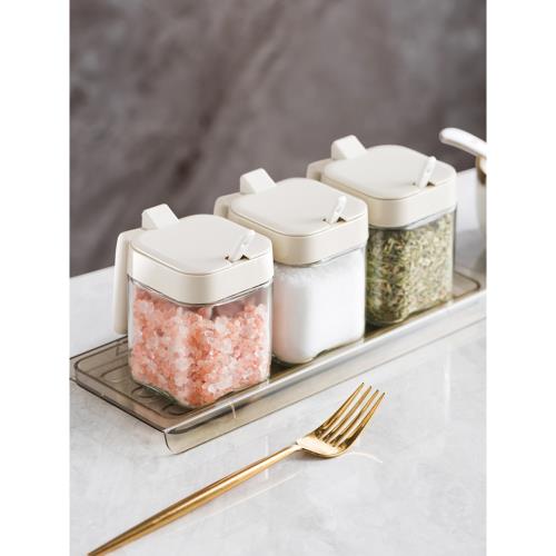 廚房調料罐家用玻璃調料盒鹽味精調料瓶調味品組合套裝帶勺蓋分離