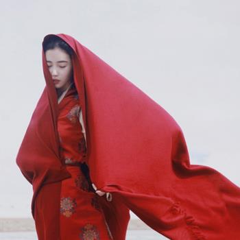 中國紅復古女流蘇新疆西藏圍巾