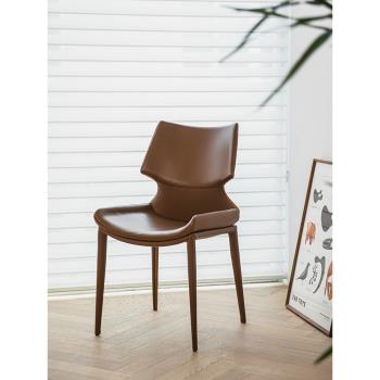 意式設計師款輕奢餐椅北歐大戶型馬鞍皮復古高檔簡約現代餐廳椅子