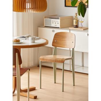 標準椅北歐復古工業風設計師餐椅家用鐵藝實木靠背椅餐廳簡約椅子