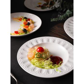 銀鳳“蓮華”中式純白浮雕骨瓷餐具套裝碗碟家用輕奢釉下彩禮盒裝