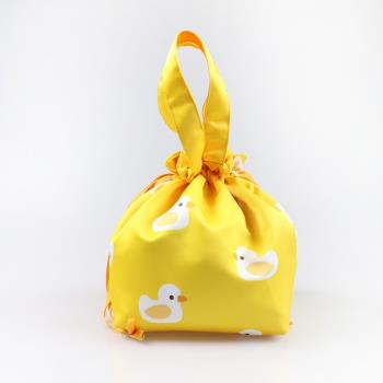 totu小黃鴨便當包飯盒包 抽繩束口飯盒袋卡通媽咪手拎包